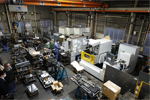 金型製作の自社工場内の様子